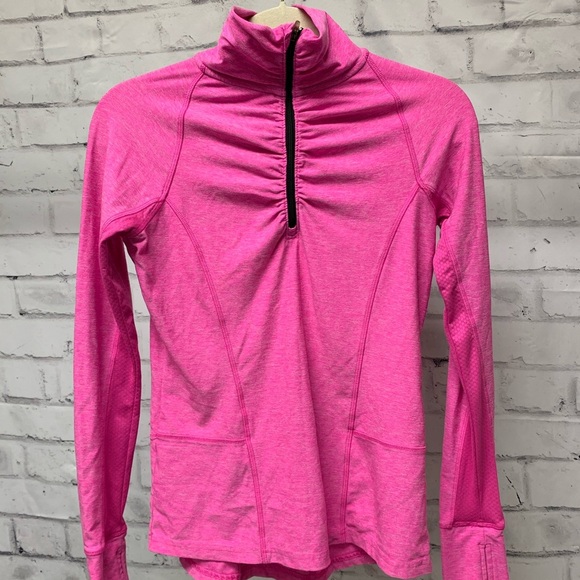 5/$35 💥Champion Semi Fitted Workout Shirt💪 - Picture 2 of 7